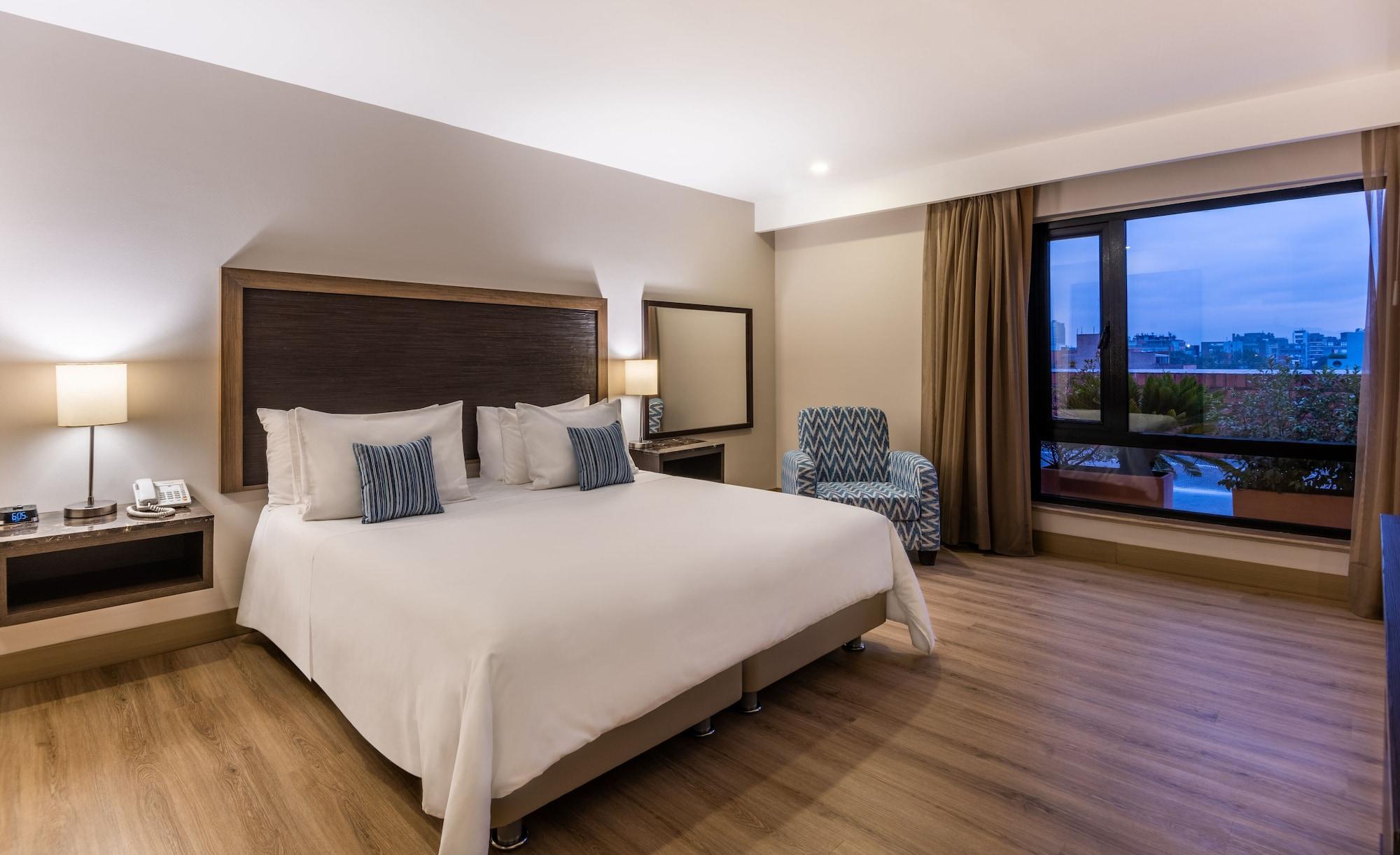 Hotel Morrison Zona Rosa ボゴタ エクステリア 写真