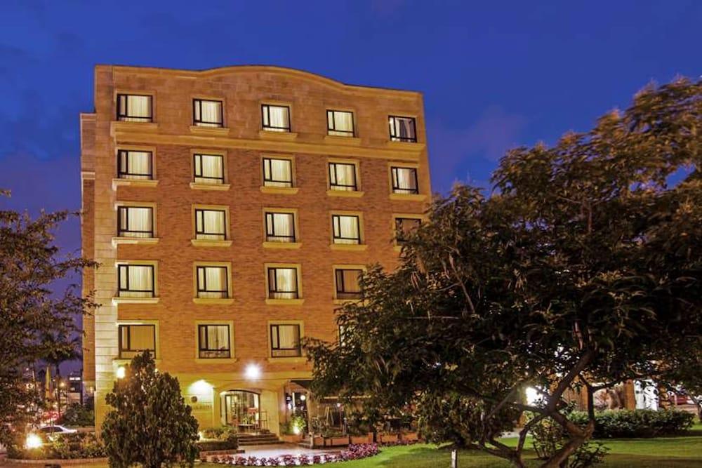 Hotel Morrison Zona Rosa ボゴタ エクステリア 写真